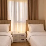 شقة Center *