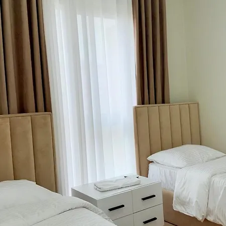 Center * Tirana
